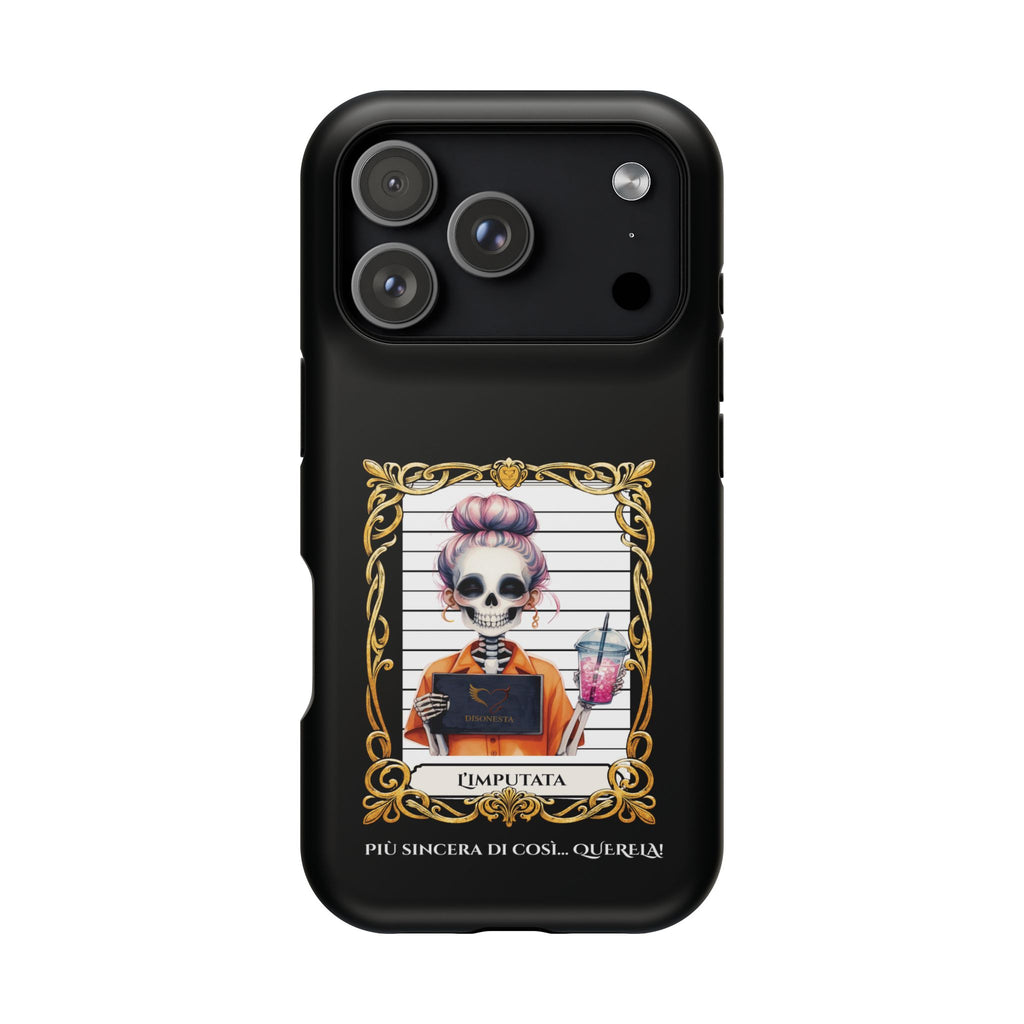 cover nera l'imputata