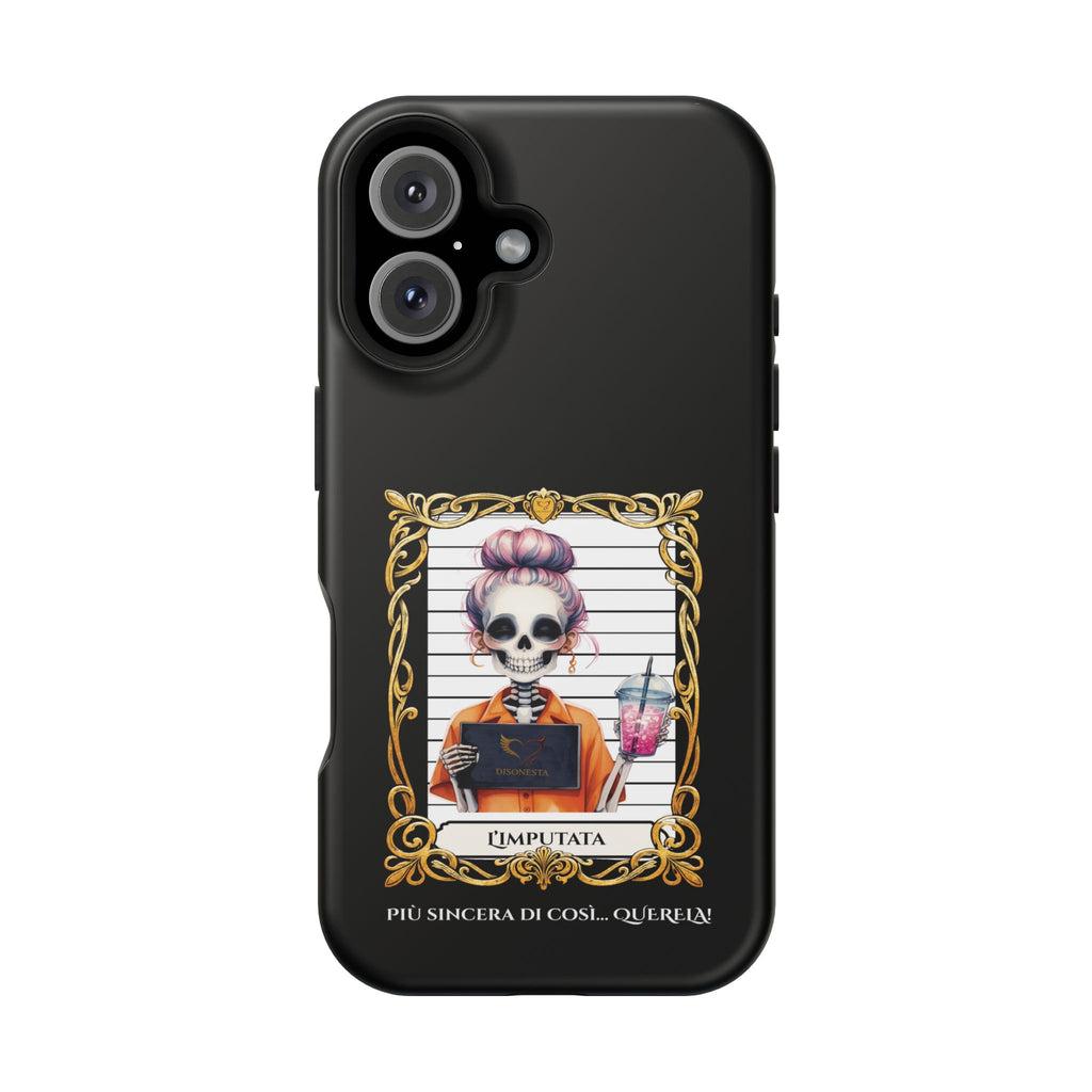 cover nera l'imputata