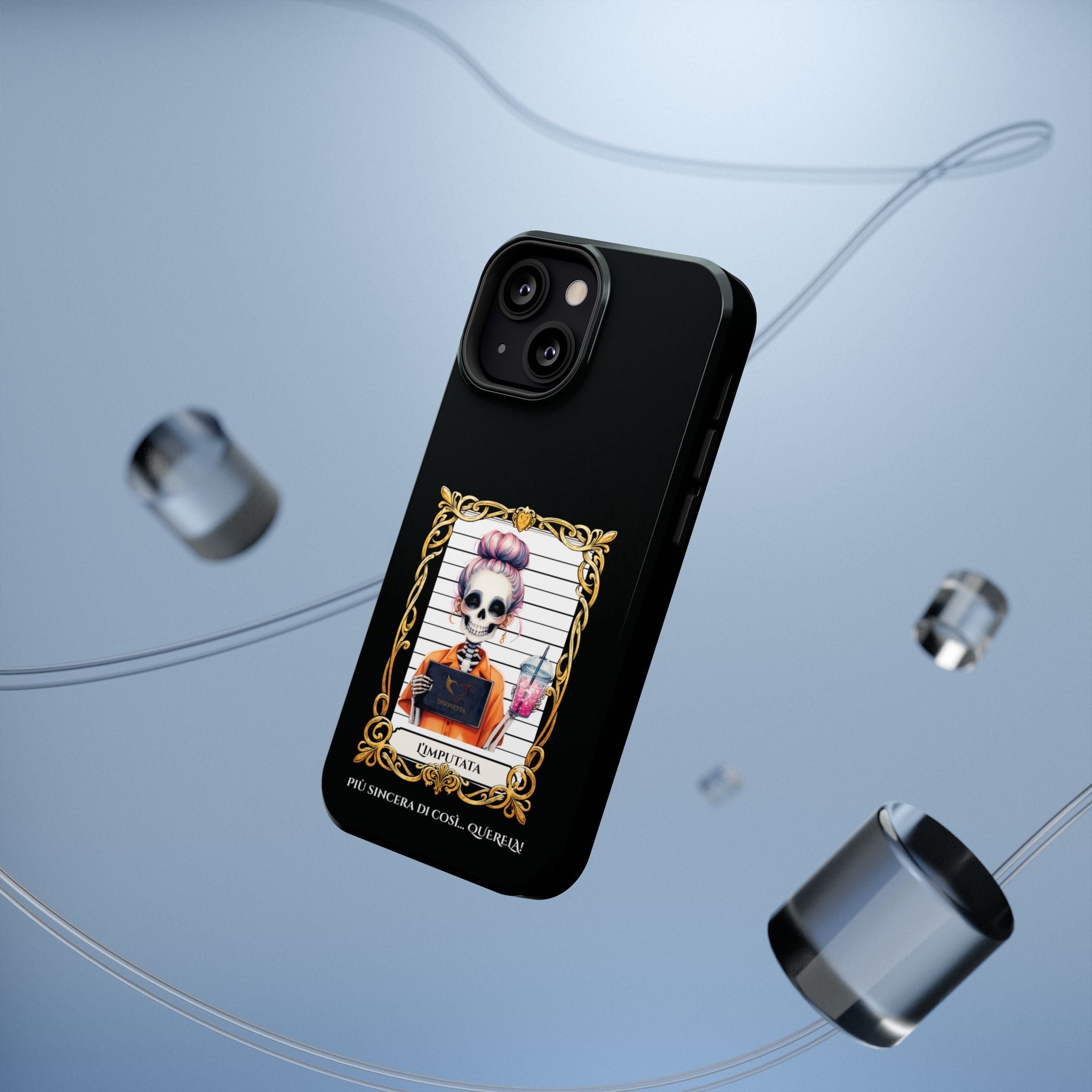 cover nera l'imputata