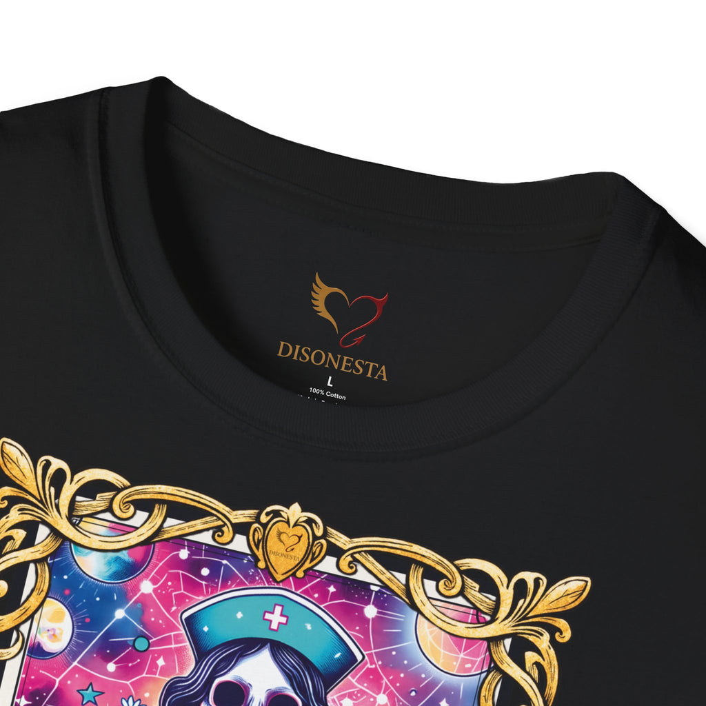 T-shirt nera La Crocerossina