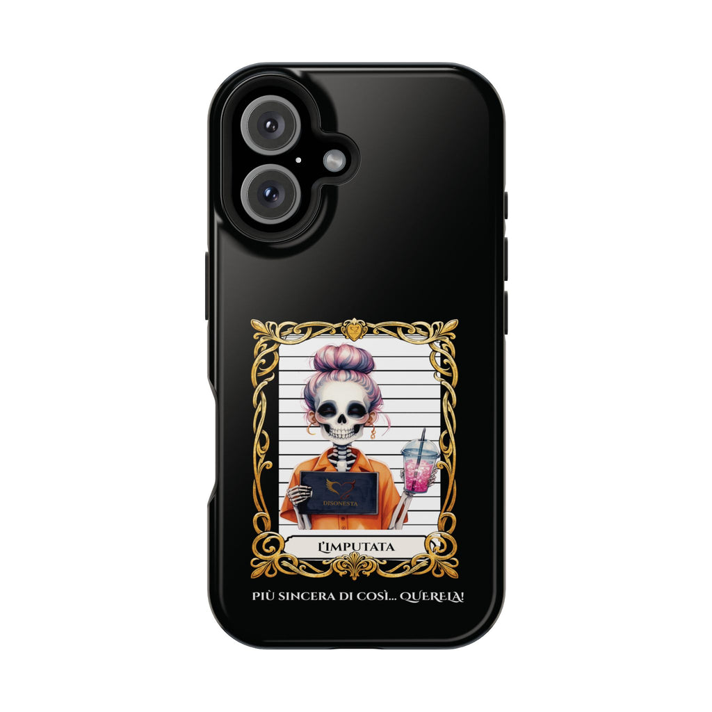 cover nera l'imputata