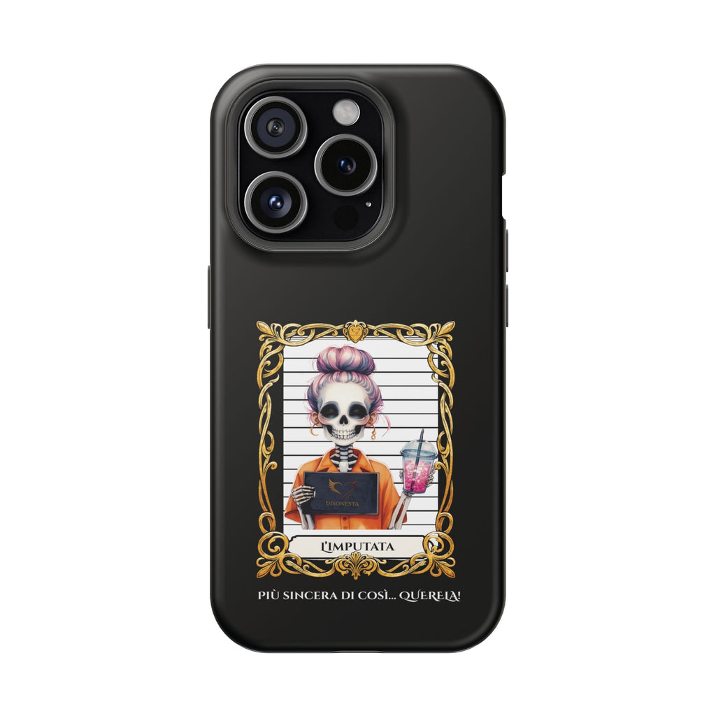 cover nera l'imputata