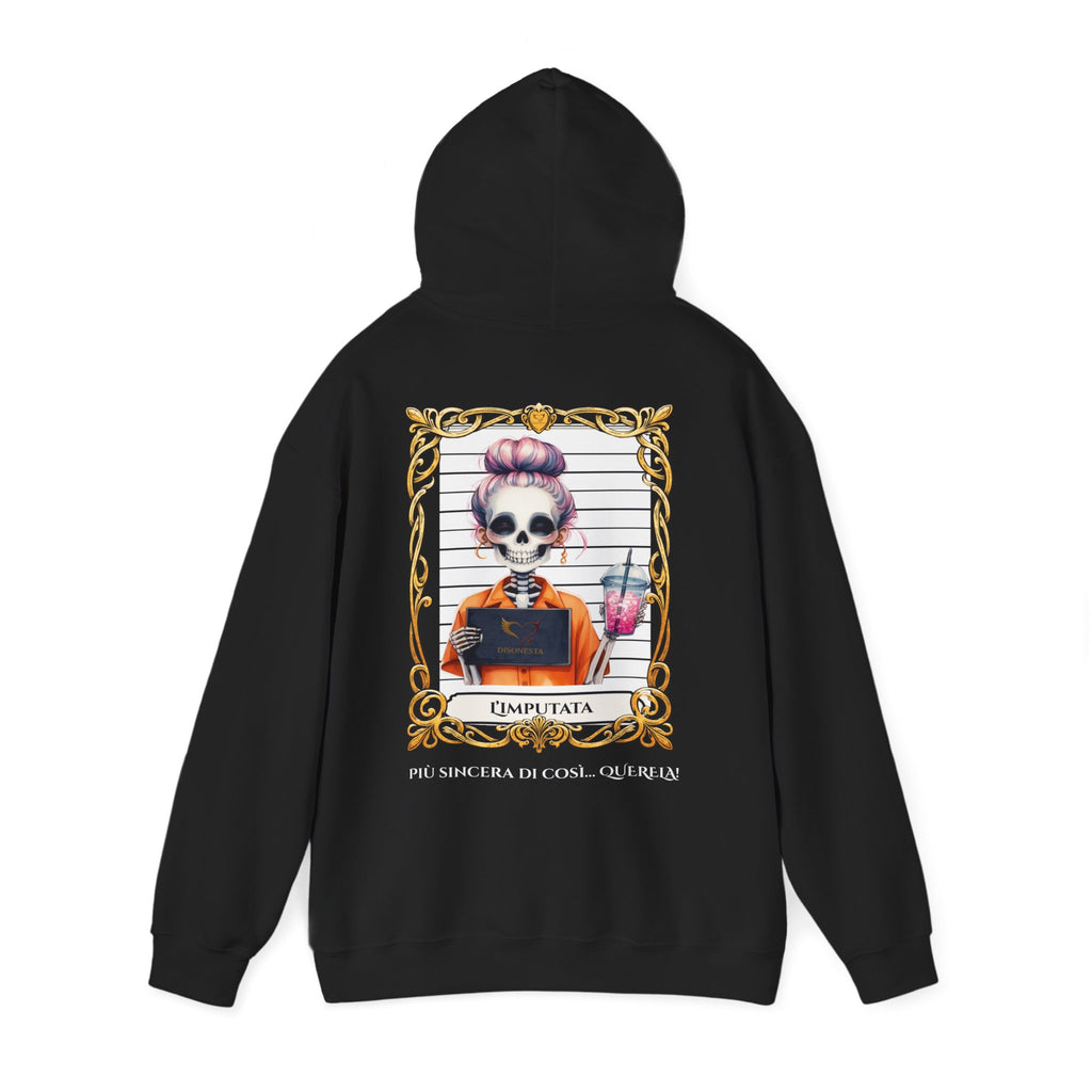 Felpa nera L'imputata