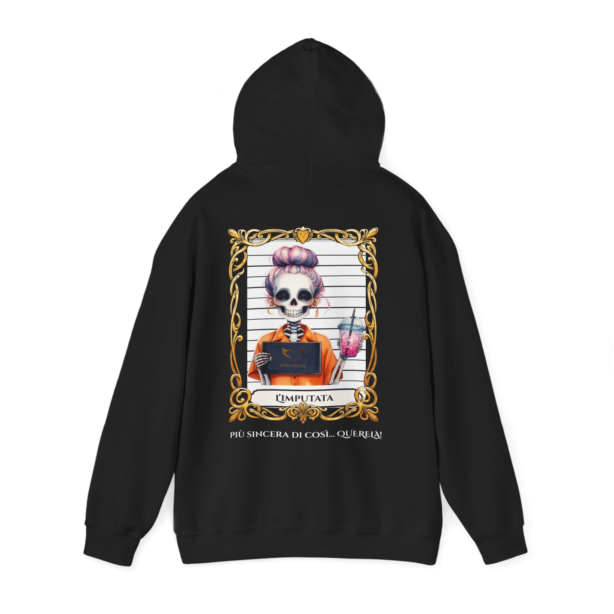 Felpa nera L'imputata